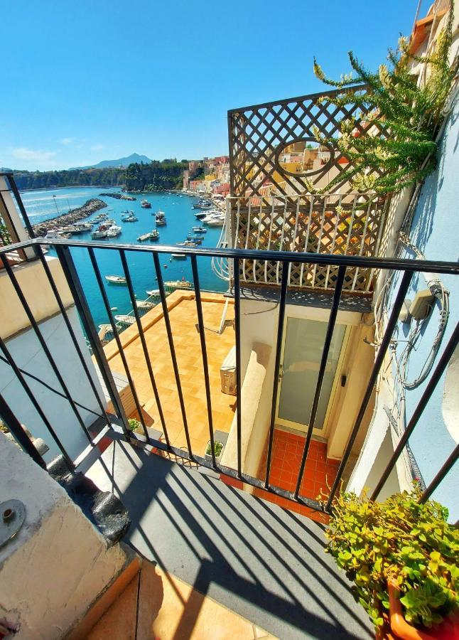Monolocale Azzurro Procida Apartment Exterior photo