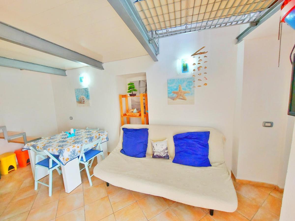 Monolocale Azzurro Procida Apartment Exterior photo