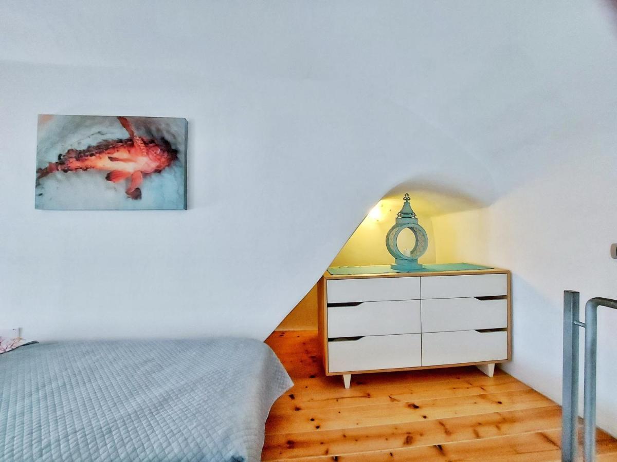 Monolocale Azzurro Procida Apartment Exterior photo